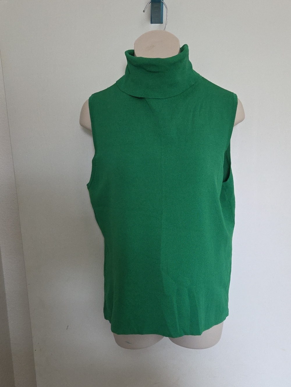 Green Sleeveless Turtleneck Camisole